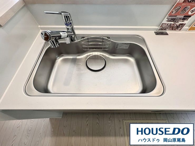 清潔感のあるシンクで毎日のお料理スペースを快適に♪