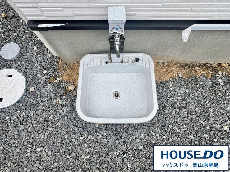 洗車時にも活躍してくれそうな、嬉しい立水栓も完備!