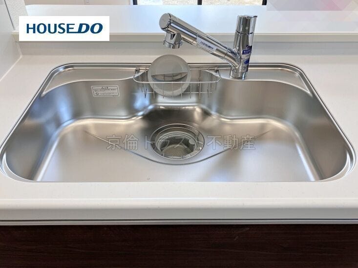 水栓と浄水器が一体のオールインワン浄水栓。