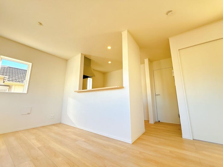 カウンターキッチンなので、お料理をしながらリビングを見渡すことができます◎