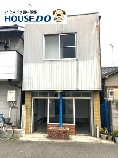 【外観】
収益性と立地のバランスが魅力的なオーナーチェンジ物件です。安定した賃貸需要が見込め、手ごろな価格帯で初めての投資にもおすすめです♪