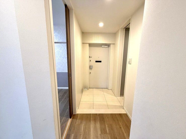 清潔感あるホワイトの基調