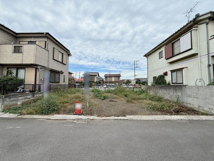 【外観】
随時ご案内可能です♪
また、弊社にて建築も行っておりますので、注文住宅のご相談もOKです♪当物件はもちろんですが、他に気になる物件のご案内、資金計画等お気軽にお問い合わせください!