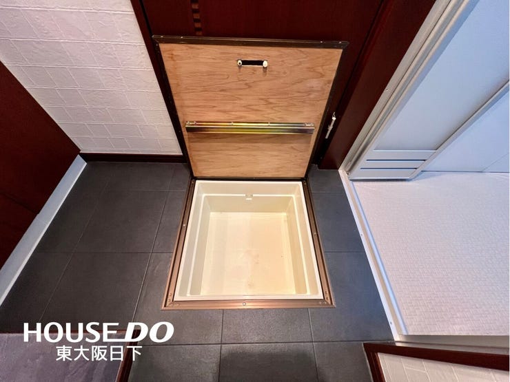 収納:物入付きで、日用品のストックなどを収納可能です♪