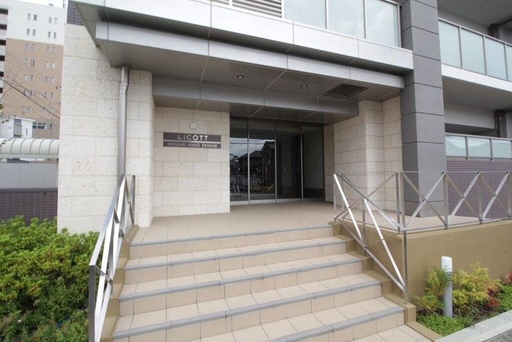 *エントランス*