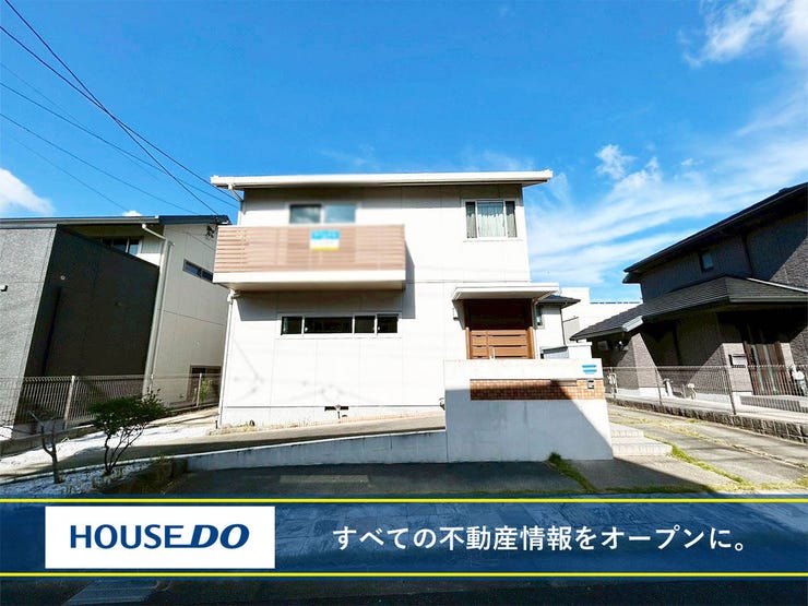 【外観】
【駐車場3台以上】シャンプードレッサー♪バリアフリー♪モニター付きインターホン♪オール電化♪