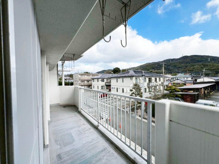 【2026年1月リフォーム】リヴィエール二島II♪鴨生田小・二島中学校♪ペット相談可♪角部屋♪