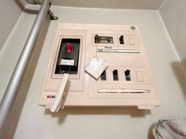 【リフォーム前】ブレーカーです。