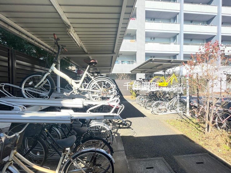 ◆室内見学可能◆
お気軽にお問合せください。