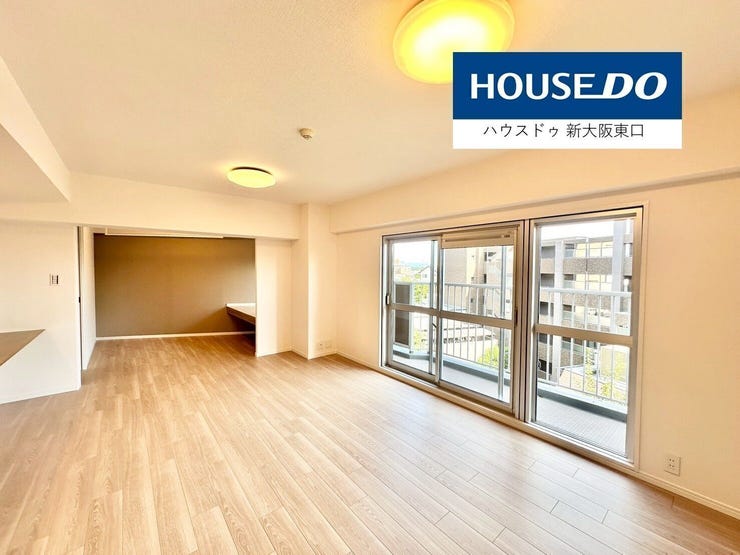 【外観】
南東角部屋・引き回しバルコニー