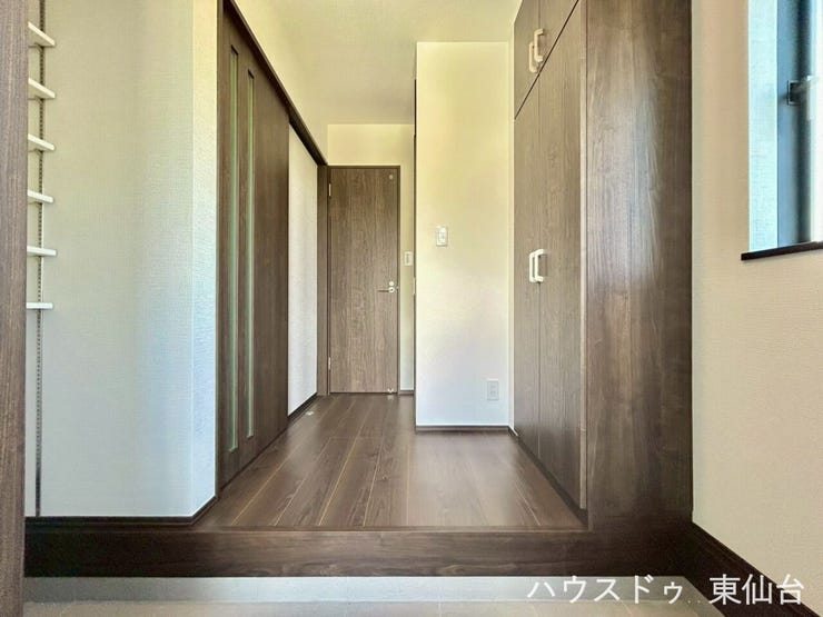 生活空間の隠れるつくりのおもてなしの玄関です♪