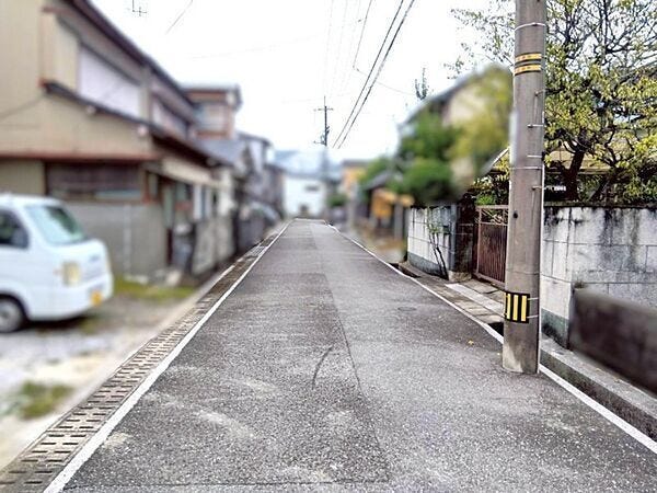 南側道路 東から西方向