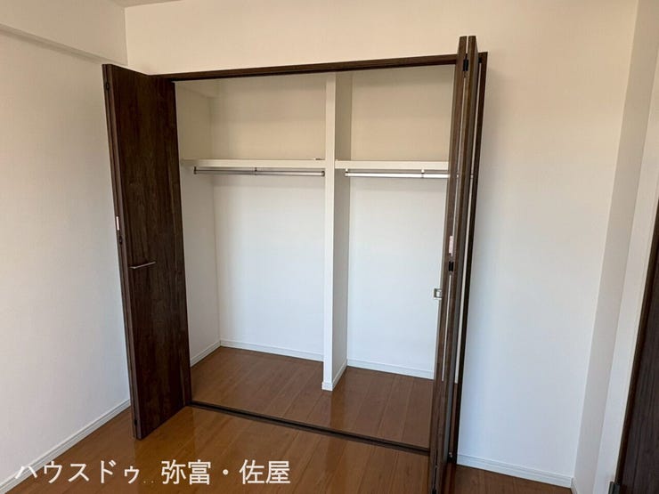 洋室収納♪お部屋もすっきり片付けられます(^^)