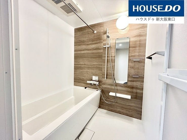 浴室乾燥機・追い炊き付きのユニットバスです。