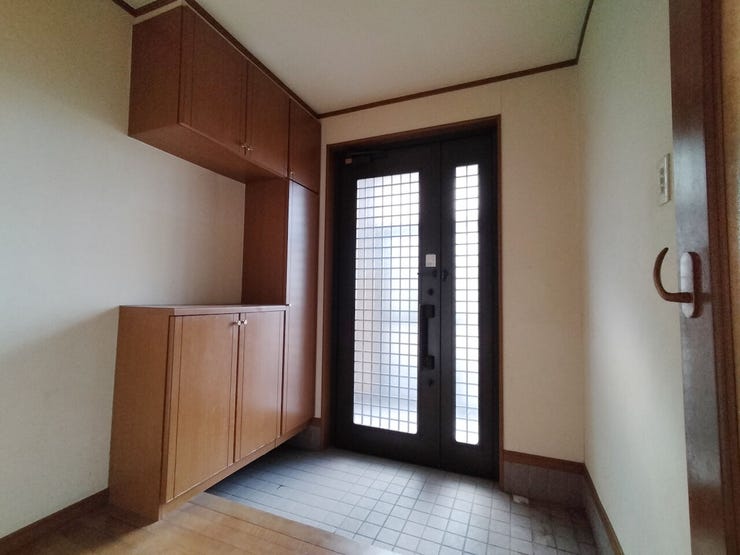 室内(2025年12月)撮影
◎本日案内可能◎
シューズボックス付きですので、家族の靴がまとめて収納できます。