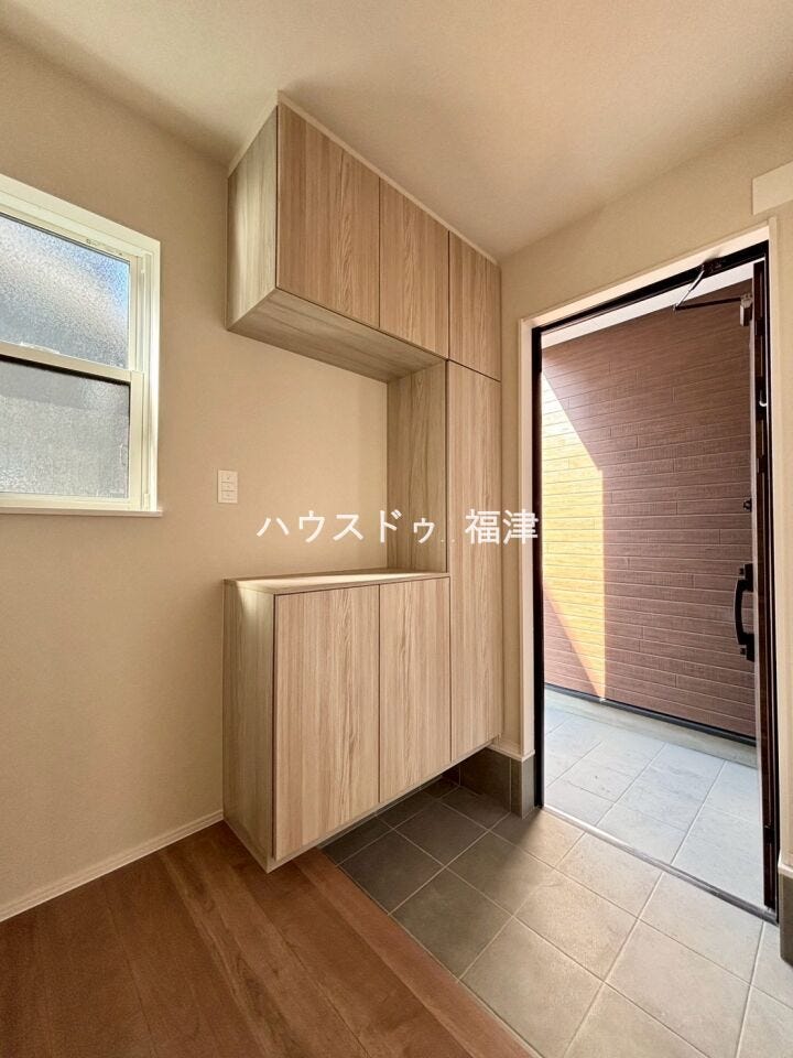 お家が出来ていく過程から楽しんでいただけるよう
写真を随時更新中♪
気になる方は便利な「お気に入り」をご利用ください♪
《福津市宮司4丁目 新築戸建て》