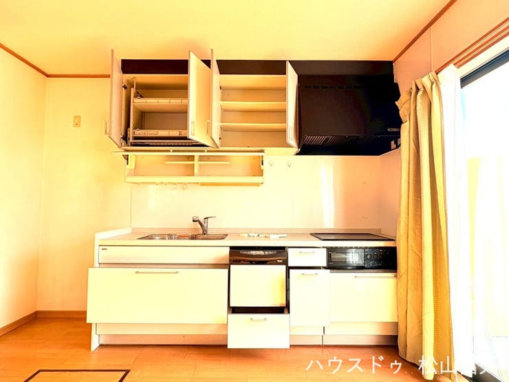 ・収納スペース多くあります!!