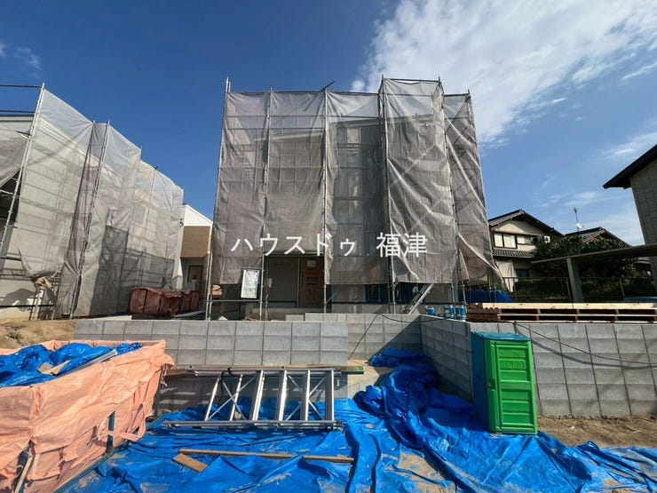 【外観】
2025年11月上旬 撮影♪
《福津市宮司4丁目 新築戸建て》 4号棟♪
