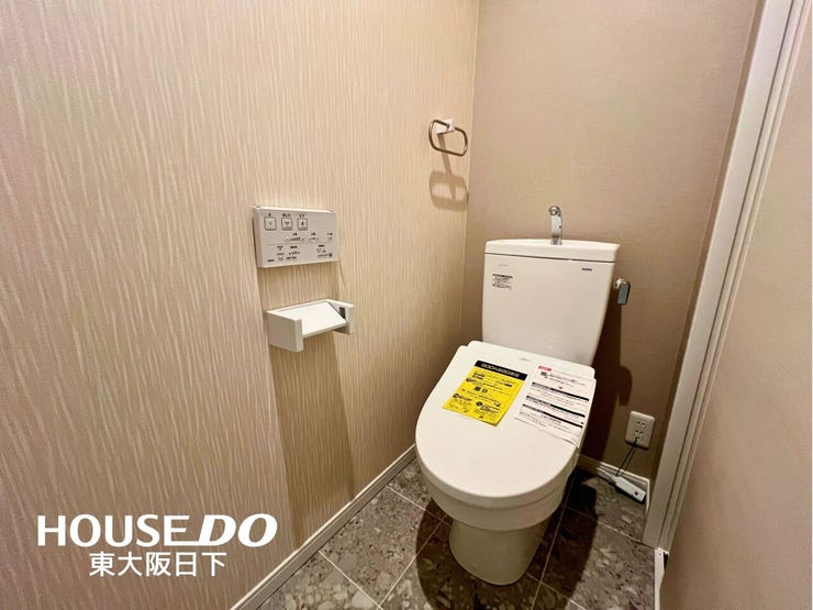 玄関:シューズBOX完備の玄関。靴がスッキリ片付き、さわやかにご家族やお客様をお出迎え♪こちらの画像は同形状、同仕様です。