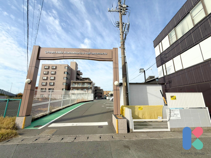 これから住むことになるかもしれないマンション。そう思うとなんだかワクワクしませんか?「このマンションのココが素敵!」「ここに住んだらこういう風にしたいな」たくさんイメージしながら楽しくご内覧ください♪