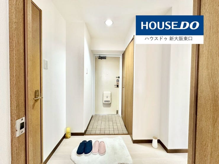 玄関まわりも照明を設置しなおしておりますのでとても明るいです。