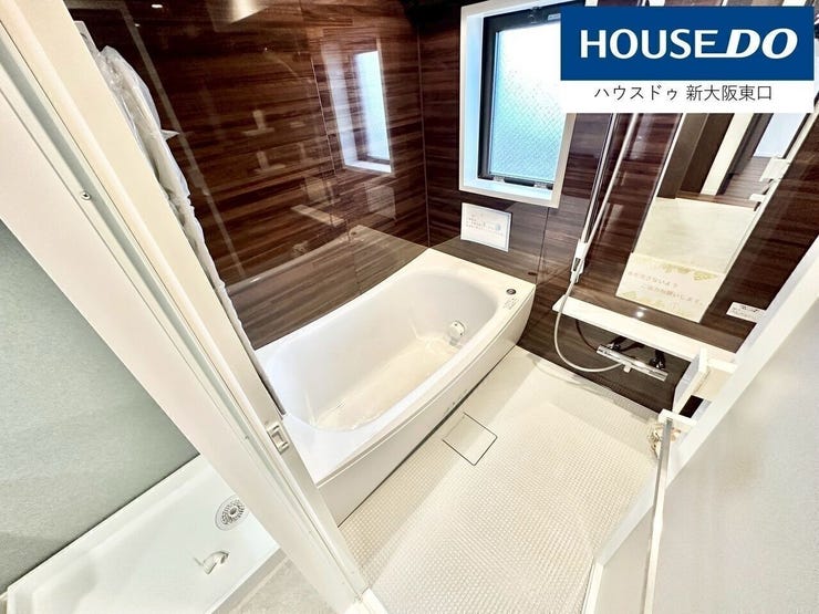 【新設】
お風呂も新品
追い炊き、浴室乾燥機つき
窓があるのも良いですね。