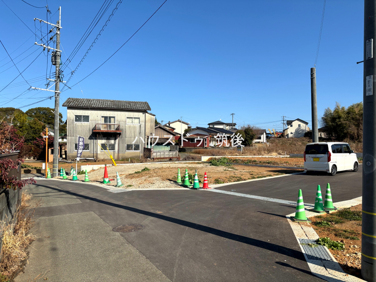 きれいに整備された分譲地内。造成済みですぐに建築計画を進められます。