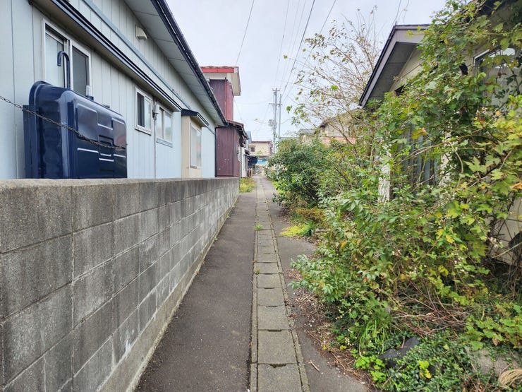 現地(2025年10月)撮影
◎建築条件無し◎
詳細は、ハウスドゥ  八戸市庁前までお気軽にお問い合わせくださいませ♪