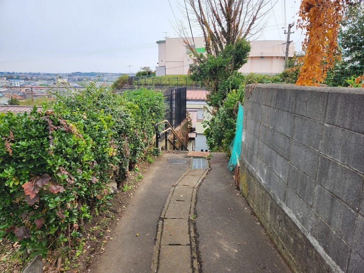 現地(2025年10月)撮影
◎建築条件無し◎
詳細は、ハウスドゥ  八戸市庁前までお気軽にお問い合わせくださいませ♪