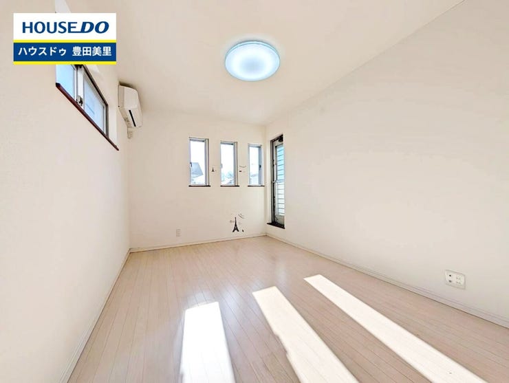 見るだけ聞くだけOK!【お気軽に資料請求!不動産のことならなんでも/ハウスドゥ豊田美里】