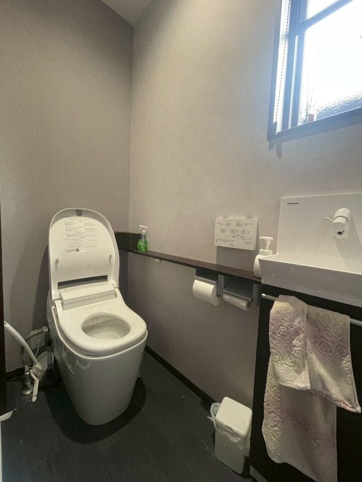 1階トイレ