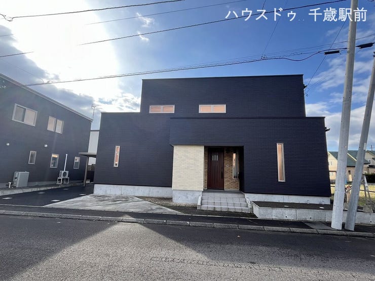 【外観】
☆神出設計施工の注文住宅☆JR千歳線「長都」駅から徒歩8分☆