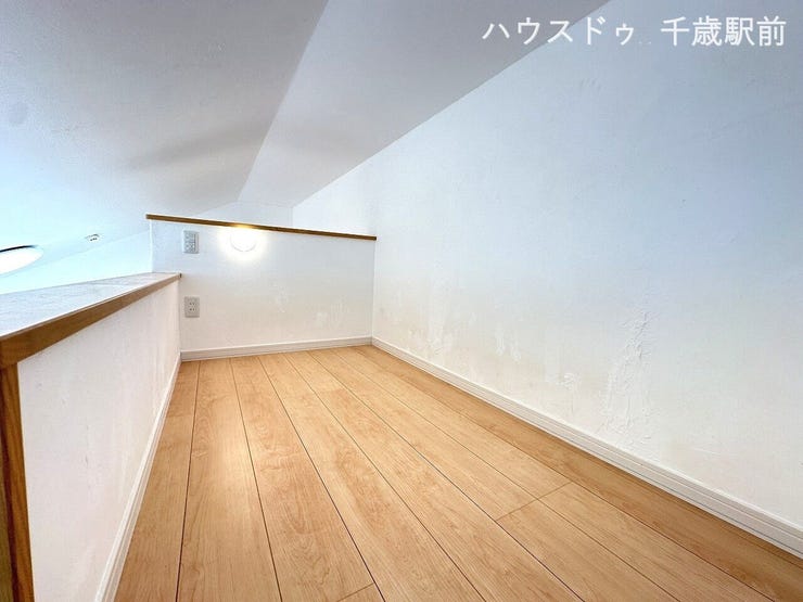 ☆お子様がワクワクするロフト付き☆