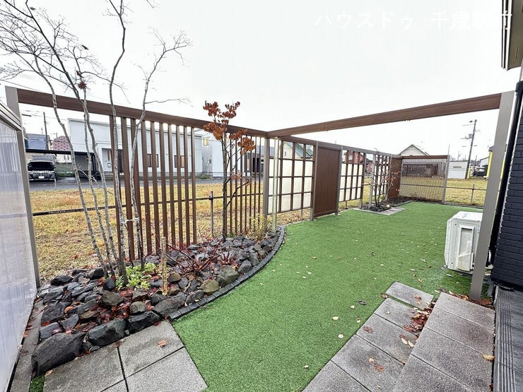 ☆子どもの遊び場としても活用できる庭付き♪