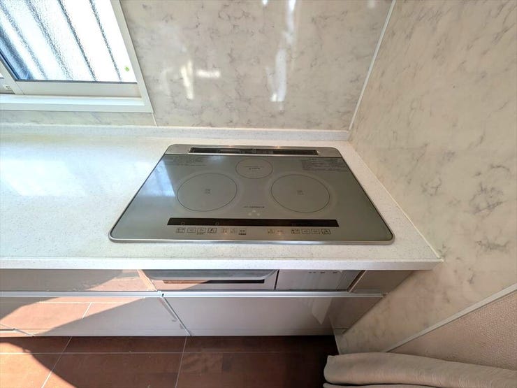 3口のIHクッキングヒーターです。
2025/11/6撮影