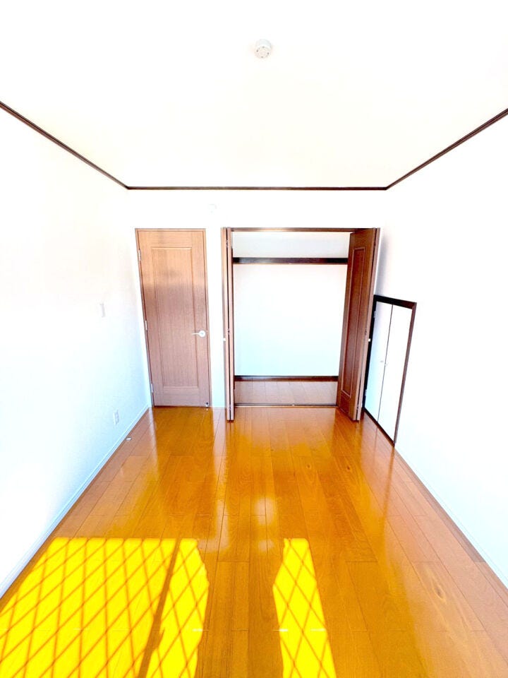 小倉南区沼南町 4LDK中古戸建♪2025年10月内外装リフォーム済み♪ドラッグストアまで徒歩約7分♪