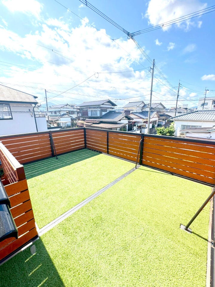 小倉南区沼南町 4LDK中古戸建♪2025年10月内外装リフォーム済み♪ドラッグストアまで徒歩約7分♪