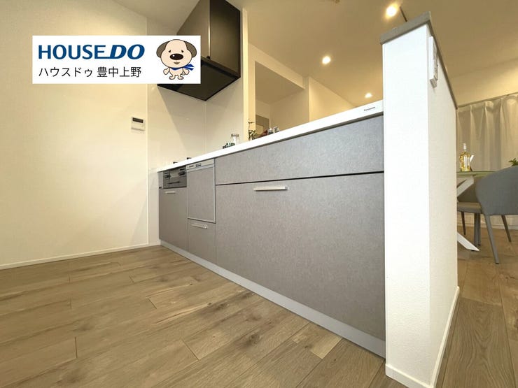 人気のカウンターシステムキッチン!ご家族のお顔を見ながら調理が可能です!