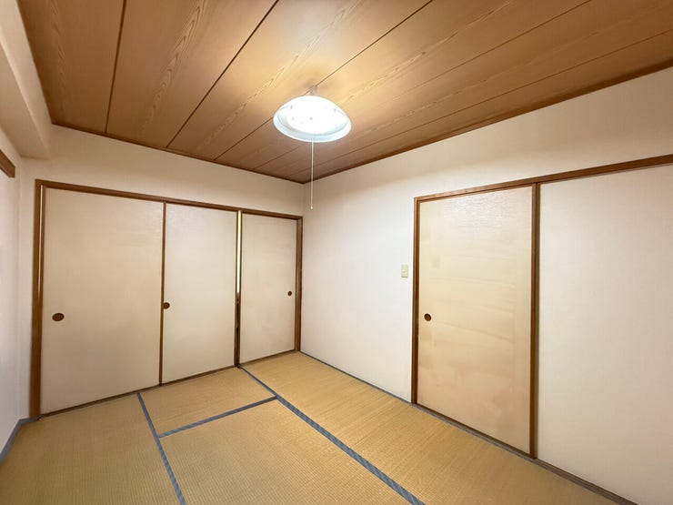 *和室*
※家具消し加工を施してあります。