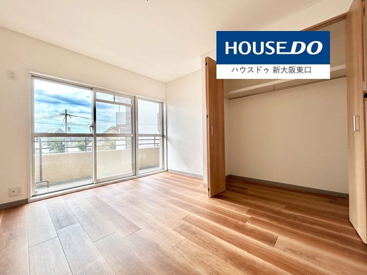 【外観】
14.5帖の広々LDK
壁付けキッチンなのでより広くお使い頂けます。