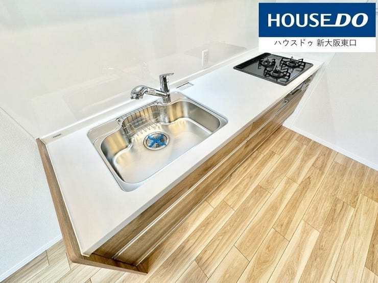 【新設】
システムキッチンに入れ替え。
シングルレバーで使いやすい。