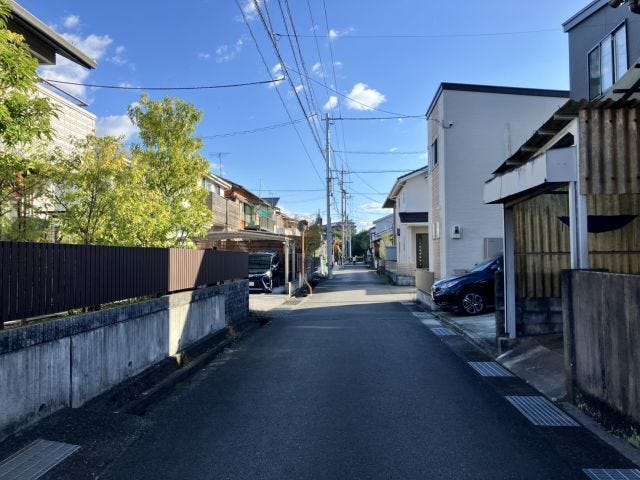 北側道路 西から東方向