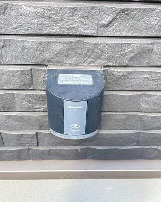 電気自動車用の充電コンセント