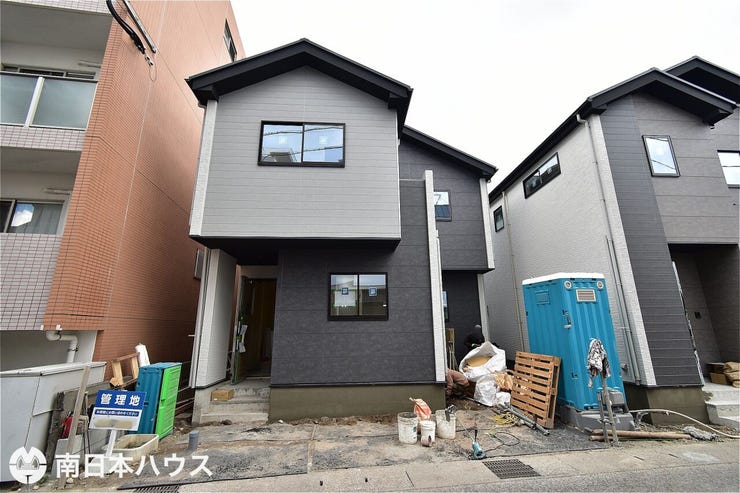 【外観】令和7年11月4日 撮影
八幡小学校まで徒歩4分で通学も安心の距離です♪