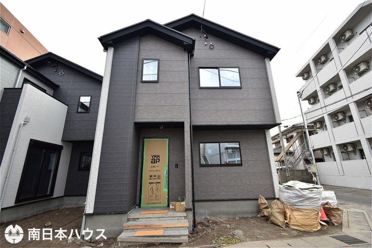 【外観】令和7年11月4日 撮影
八幡小学校まで徒歩4分で通学も安心の距離です♪