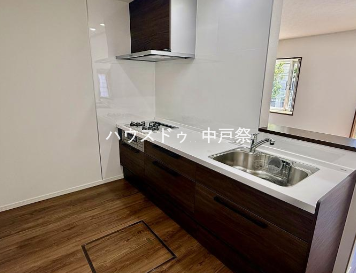 床下収納ございます