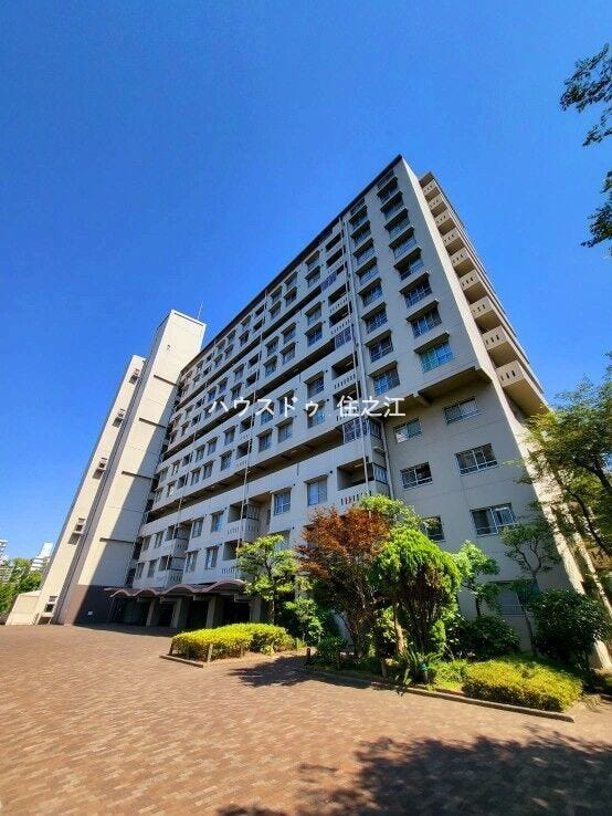 ★南向きバルコニーですので陽当り良好♪洗濯干しに最適♪