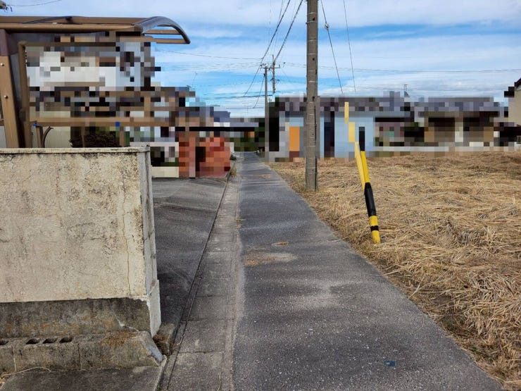 東側前面道路 北方面