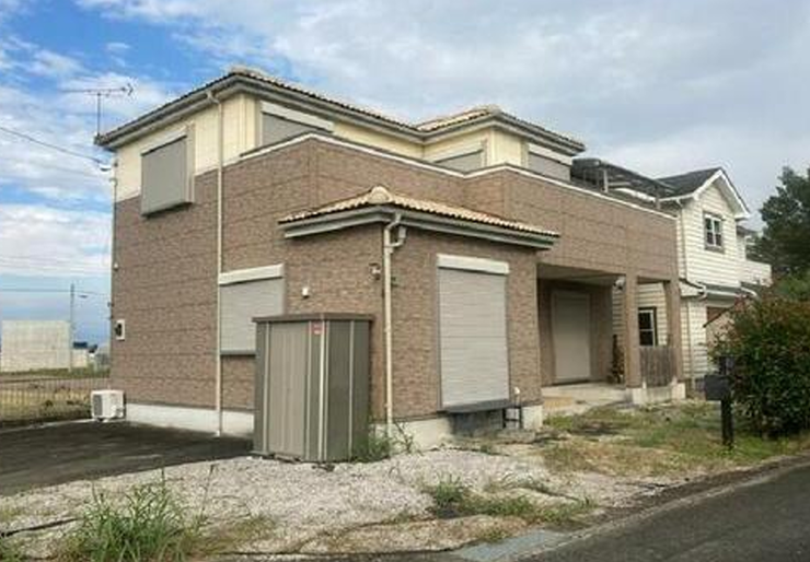 【外観】
湘南新宿ライン「神保原」駅徒歩15分の立地