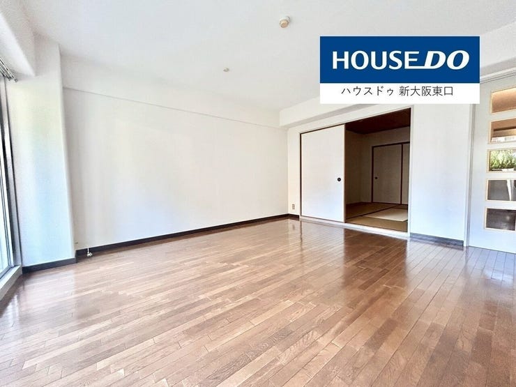 北西向きのバルコニーに繋がる5帖の子供部屋です。